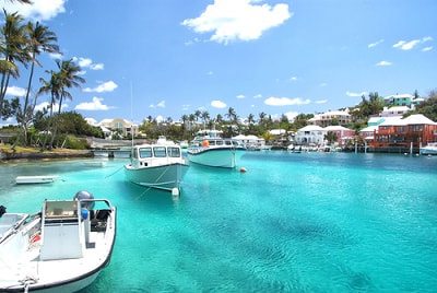 expat filing taxes in bermuda