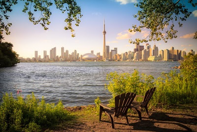 expat filing taxes in toronto