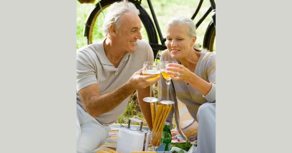 Americans retired in France enjoy an afternoon picnic